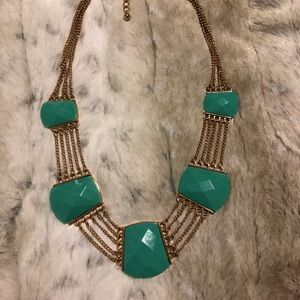 Statement necklace
